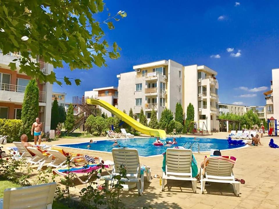 Holiday Fort Golf Club - Premium Apartments Sunny Beach Buitenkant foto
