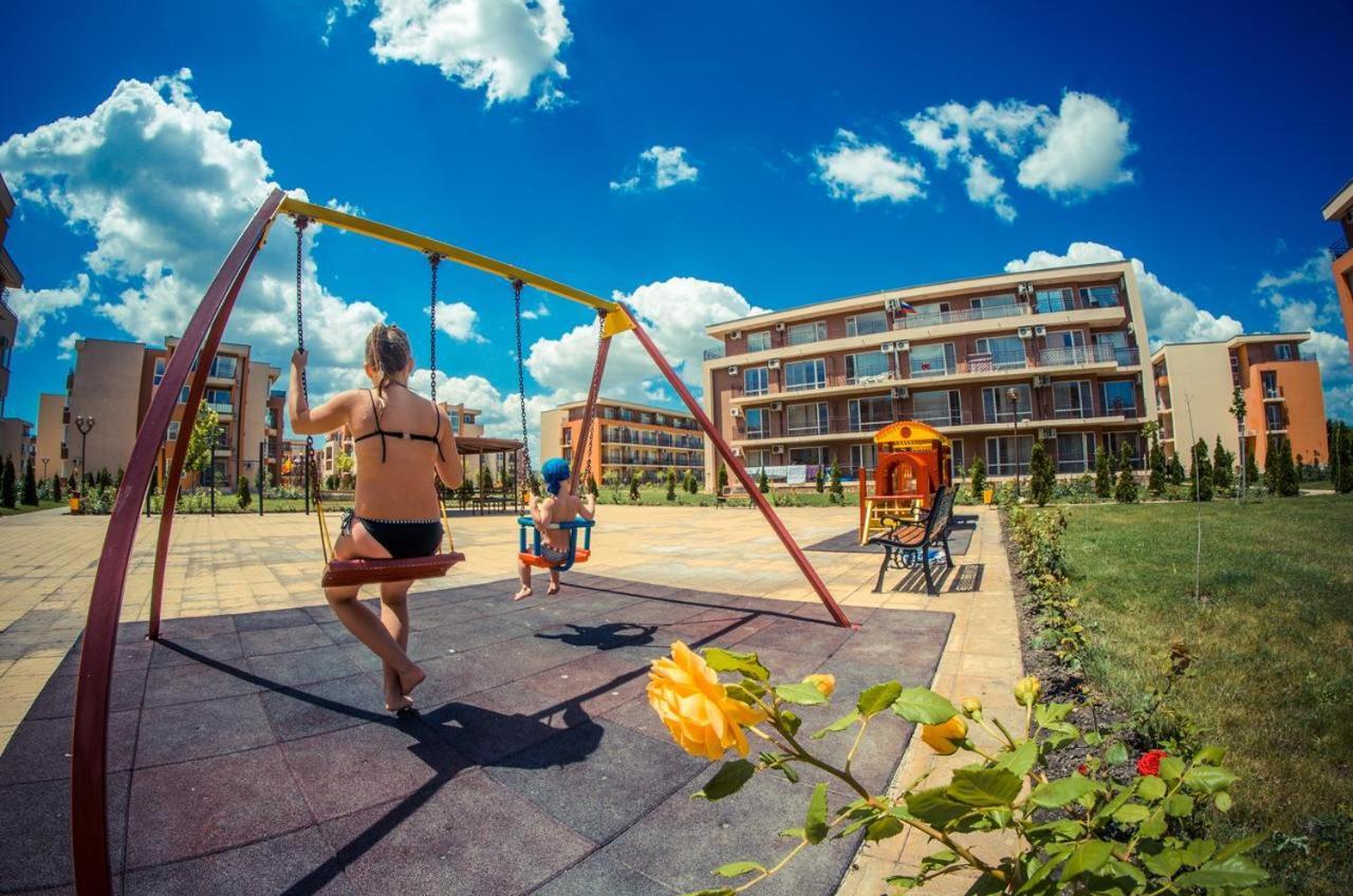 Holiday Fort Golf Club - Premium Apartments Sunny Beach Buitenkant foto