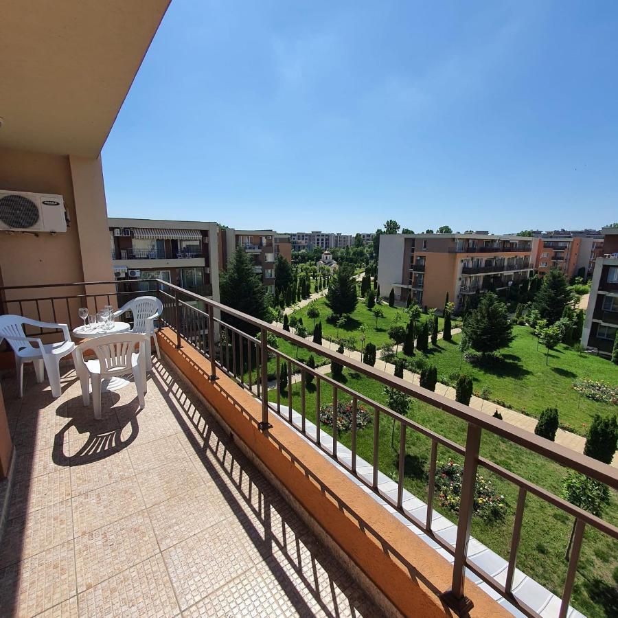 Holiday Fort Golf Club - Premium Apartments Sunny Beach Buitenkant foto