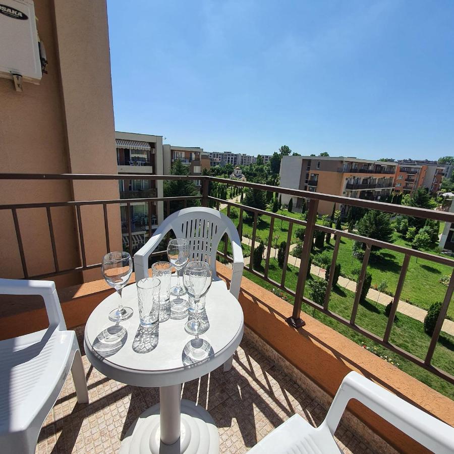 Holiday Fort Golf Club - Premium Apartments Sunny Beach Buitenkant foto