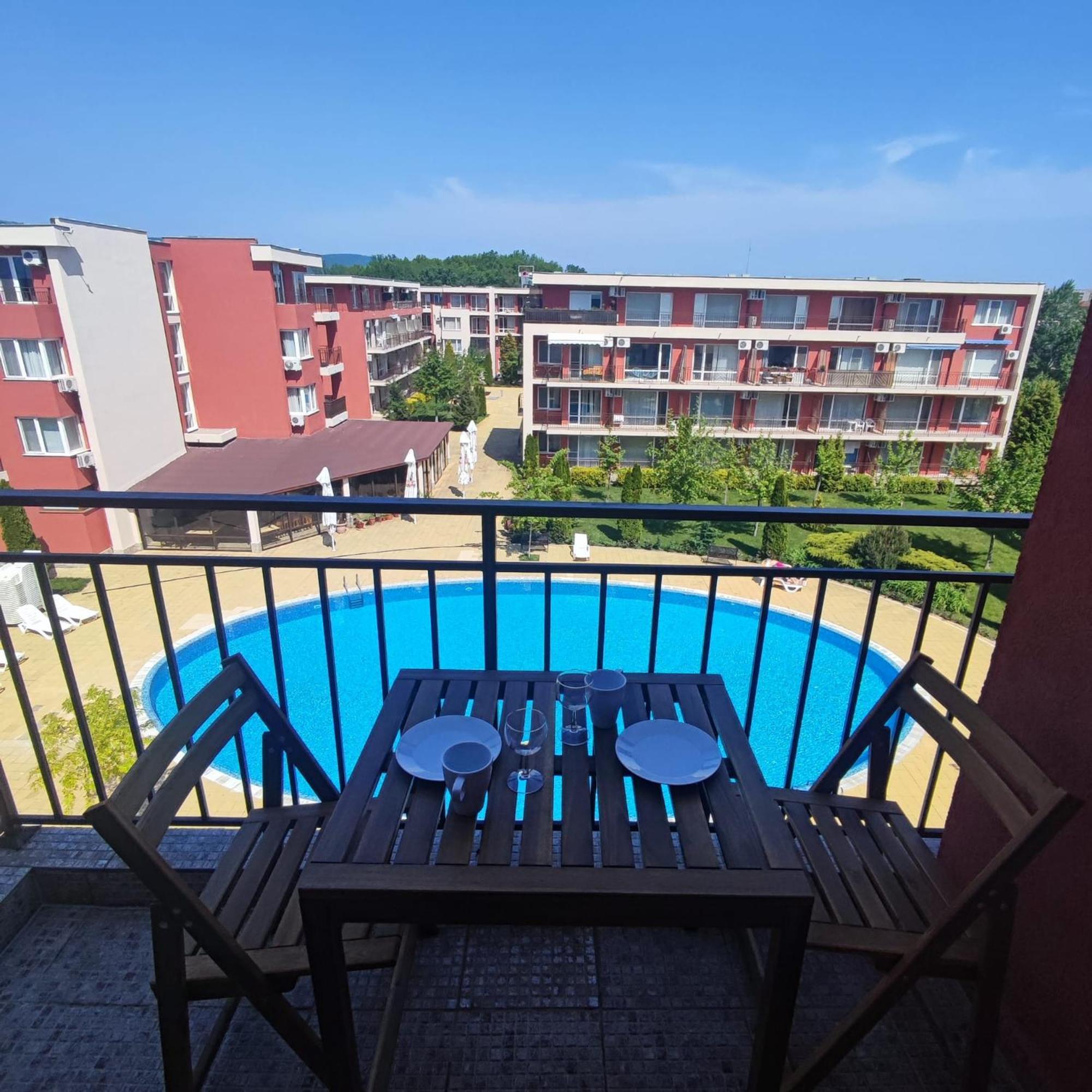 Holiday Fort Golf Club - Premium Apartments Sunny Beach Buitenkant foto